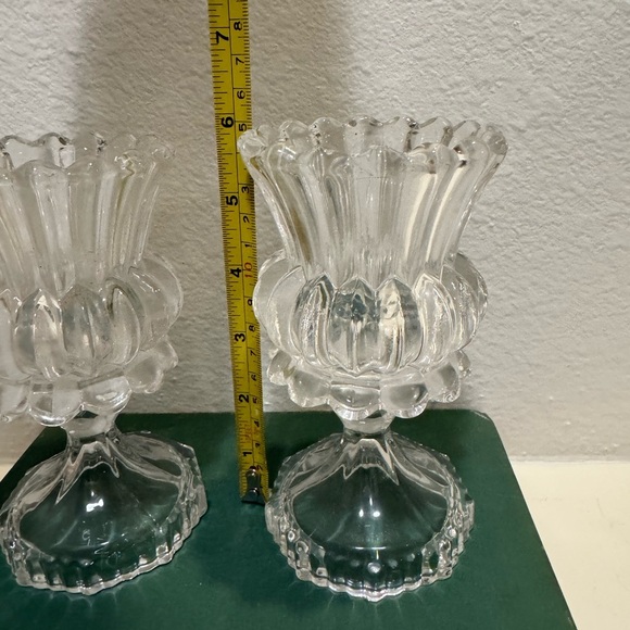 Vintage Pair of Crystal Tulip Candlestick Holders - Picture 8 of 10